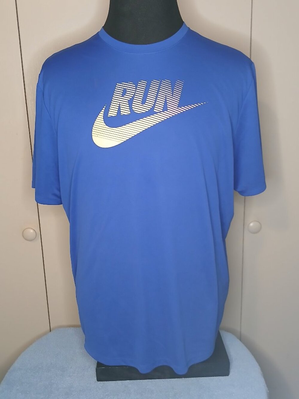 Nike Dri-Fit Men's XL Blue Running T-Shirt (1152J)